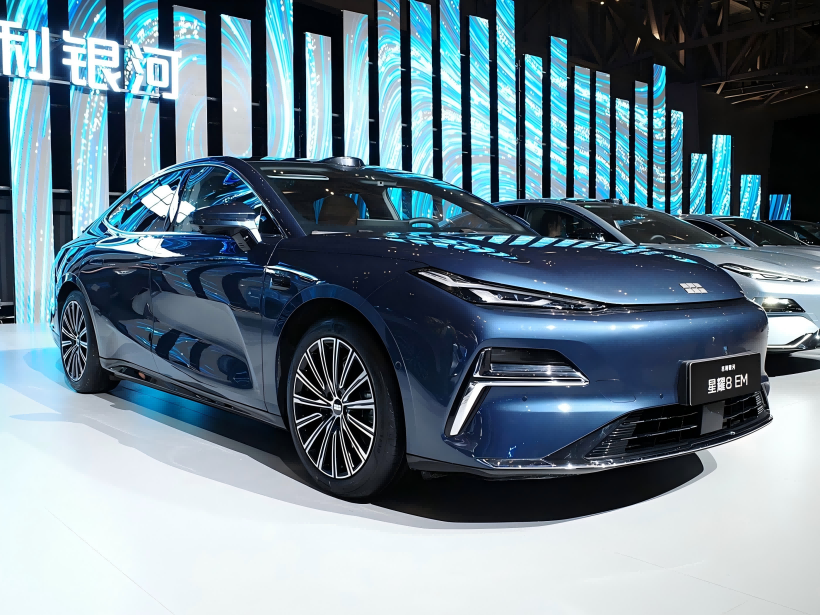 Geely Galaxy Xingyao 8 EM, grote PHEV met EM-P Hybrid, lanceert mei