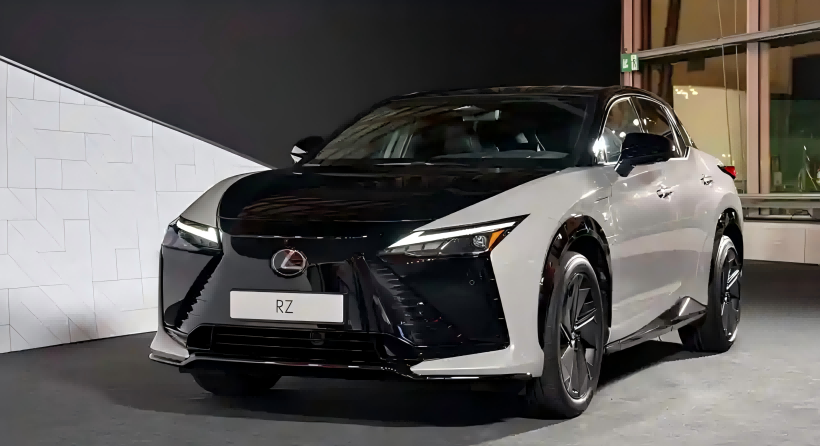 Lexus onthult officiële afbeeldingen van de nieuwe RZ met een opnieuw ontworpen stuurwiel en Steer-By-Wire-systeem
