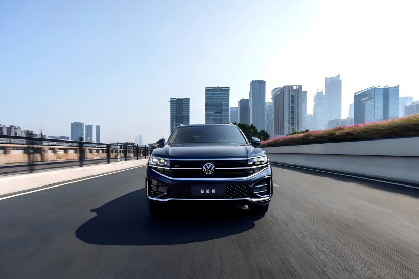 Uiterlijk en configuratie Upgraded: New Volkswagen Touareg 2.0TSi Ruiying -versie gelanceerd, geprijsd op 558.800 yuan