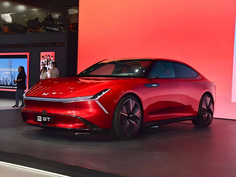 De middelgrote Pure Electric Coupe, het tweede model GT van Honda's YE-merk, zal zijn wereldwijde debuut maken op de Shanghai Auto Show!