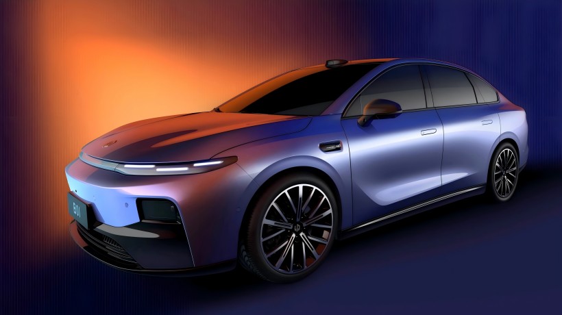 De Leapmotor B01, gepositioneerd als een middelgrote sedan, zal zijn debuut maken op de Shanghai Auto Show. Het officiële beeld van het Leapmotor B01 -model is vrijgegeven.