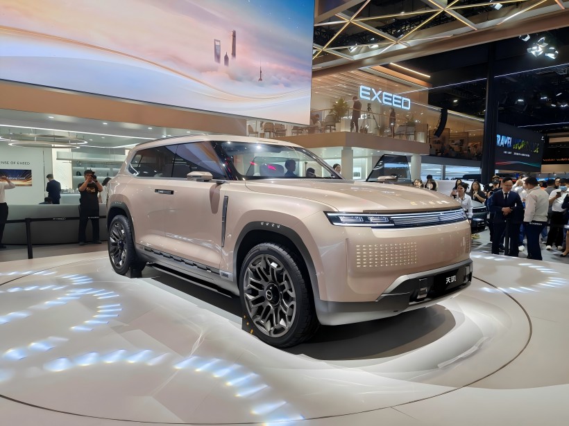 2025 Shanghai Auto Show: Starway Tianji Concept Cars onthuld, gepositioneerd als een grote 6 - zittje Leisure SUV
