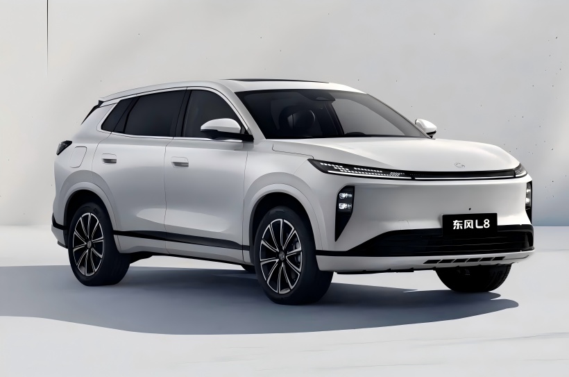 De officiële exterieurfoto's van de Dongfeng Fengshen L8 zijn vrijgegeven. Het is uitgerust met het hybride Dongfeng Maha-systeem en zal medio 2025 op de markt worden gebracht.